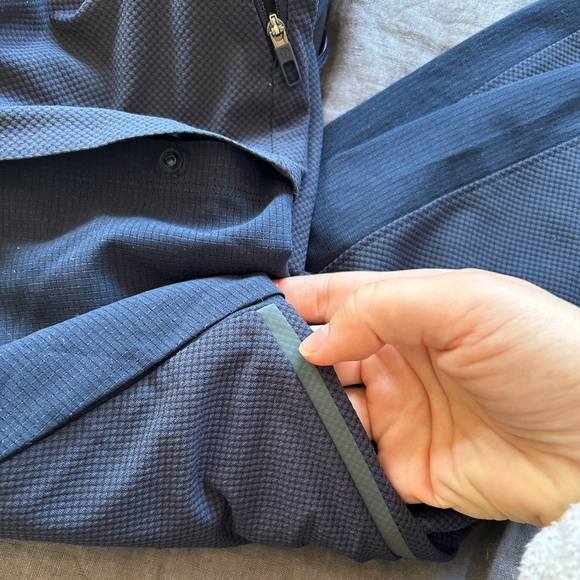 Lululemon “Utilitech” pant - Picture 5 of 7